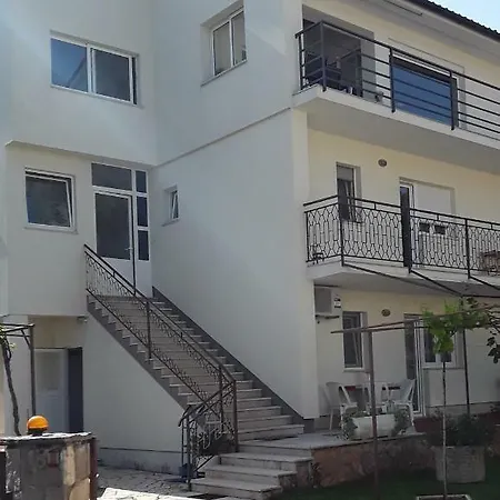 Mirta Apartament *